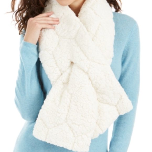 Inc Faux Sherpa Scarf Reversible Quilted  Cozy Winter Warm Soft - Picture 3 of 3